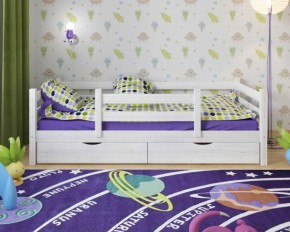 Детская кровать из массива березы Соня-5 (Белый/Лак) в Нефтекамске - neftekamsk.ok-mebel.com | фото 1