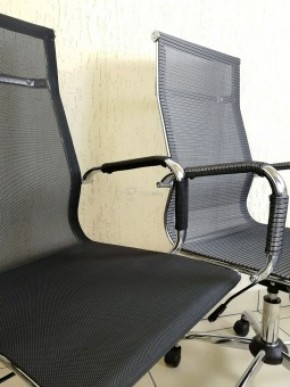 Кресло Barneo K-111H для персонала (черная сетка) в Нефтекамске - neftekamsk.ok-mebel.com | фото 2