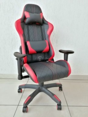 Кресло геймерское Barneo K-52 (черная экокожа красные вставки) в Нефтекамске - neftekamsk.ok-mebel.com | фото 1